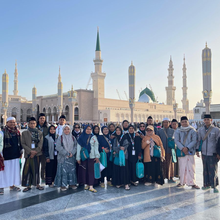 Halal Tour